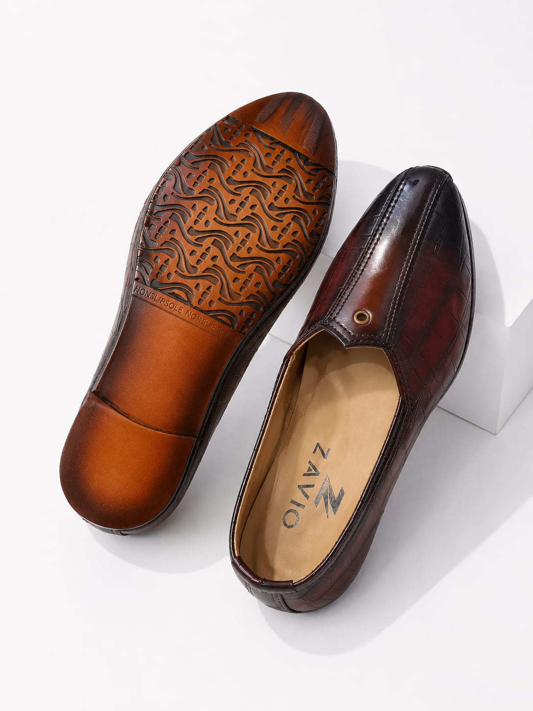 ZAVIO Sultan Croc-Embossed Khussa — Burnished Mahoganies